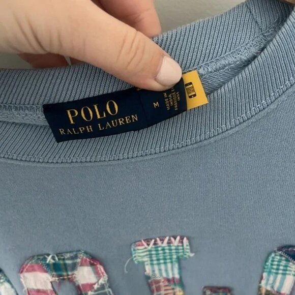 Polo Ralph Lauren Patchwork Logo Crewneck Sweatshirt – Baby Blue, Raw Hem - Picture 3 of 6